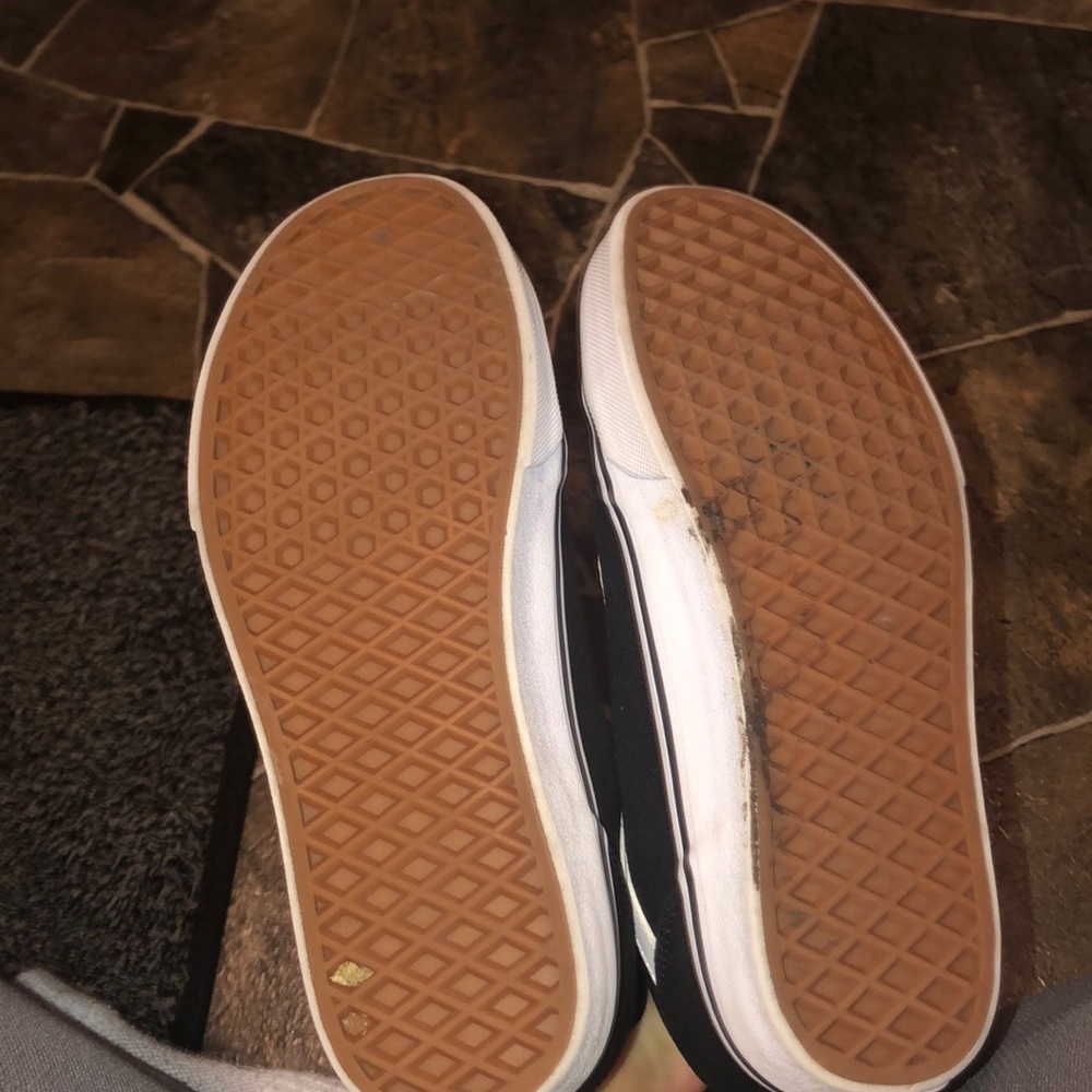 Vans! - Picture 3 of 4